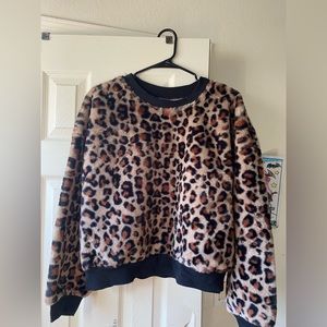 Juniors Wild Fable fuzzy leopard sweater. Size Large